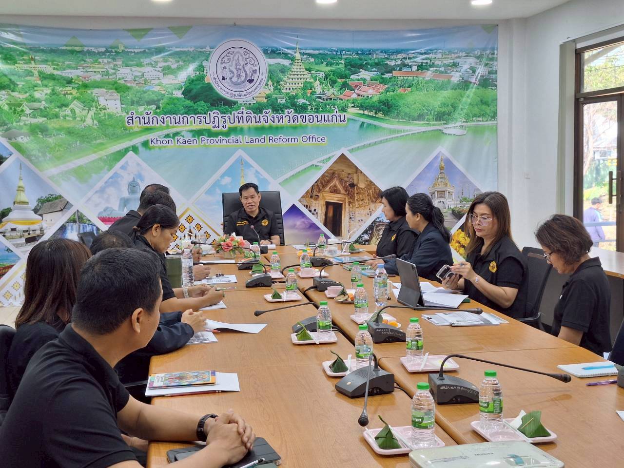 title - ผู้ตรวจราชการ ส.ป.ก. ประชุมตรวจราชการและติดตามความก้าวหน้าผลการดำเนินงานตามแผนการตรวจราชการของผู้ตรวจราชการสำนักงานการปฏิรูปที่ดินเพื่อเกษตรกรรม ประจำปีงบประมาณ พ.ศ. 2569 รอบที่ 1 เขตตรวจราชการที่ 12 จังหวัดขอนแก่น 